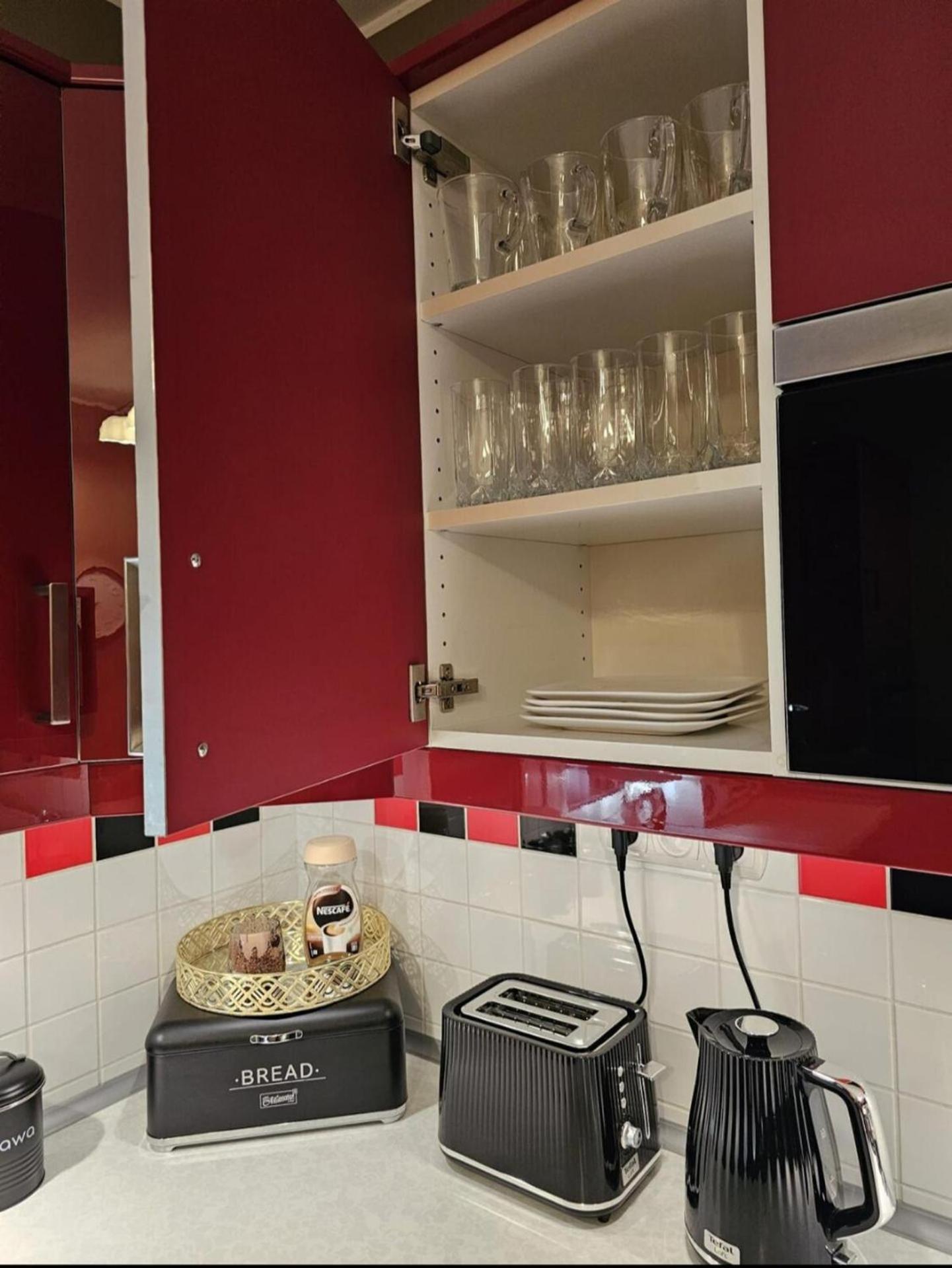 Apartment In Zyrardow 10Min To Suntago エクステリア 写真